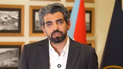 البيض لوكالة بلومبرغ: تفكيك السعودية للمجلس الانتقالي يتركها اليوم في مواجهة الحوثيين بمفردها