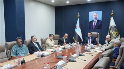 الحالمي بعقد اجتماعًا برؤساء الهيئات التنفيذية بالمحافظات لمناقشة تطورات المشهد الأمني والعسكري في الجنوب